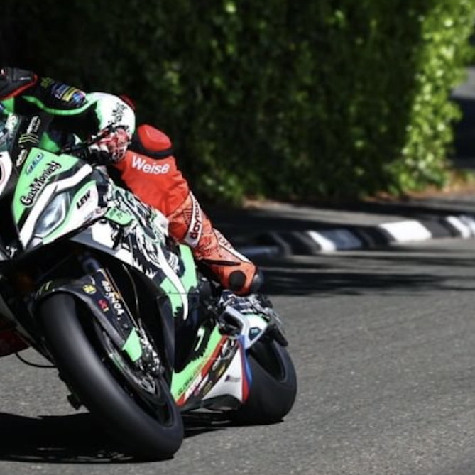 Peter Hickman - Gas Monkey FHO Racing BMW M 1000 RR